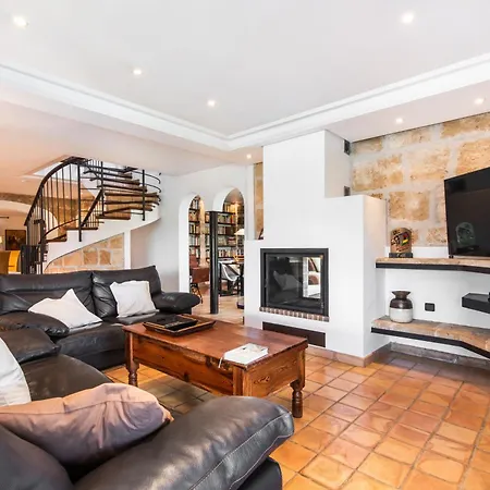 Moliner Premium By Mainvillas Your A 5-minute Drive From Llenaire 포엔샤