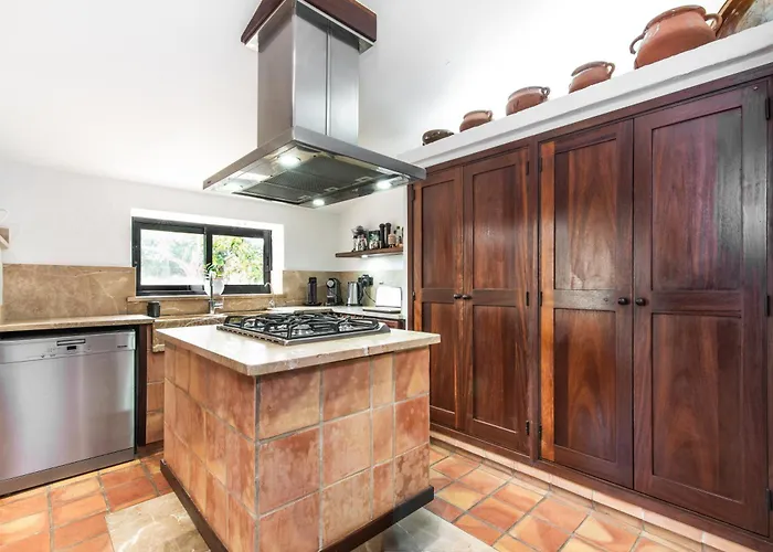 Moliner Premium By Mainvillas Your A 5-minute Drive From Llenaire Willa *