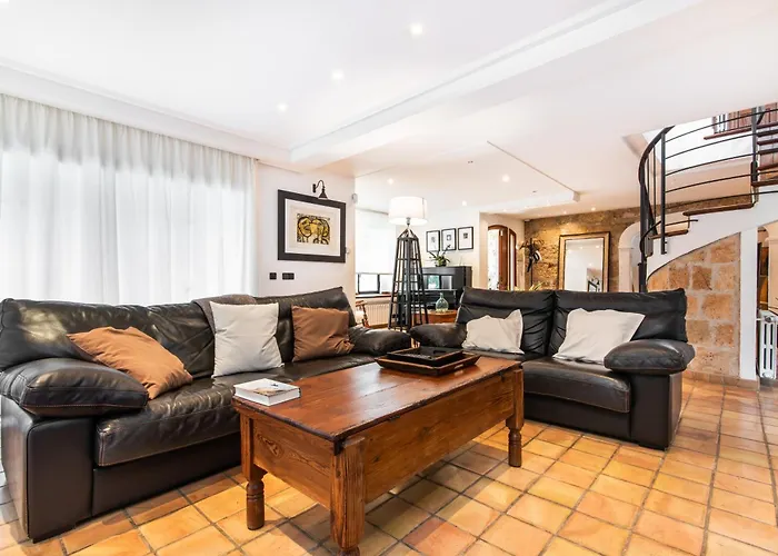 Willa Moliner Premium By Mainvillas Your A 5-minute Drive From Llenaire