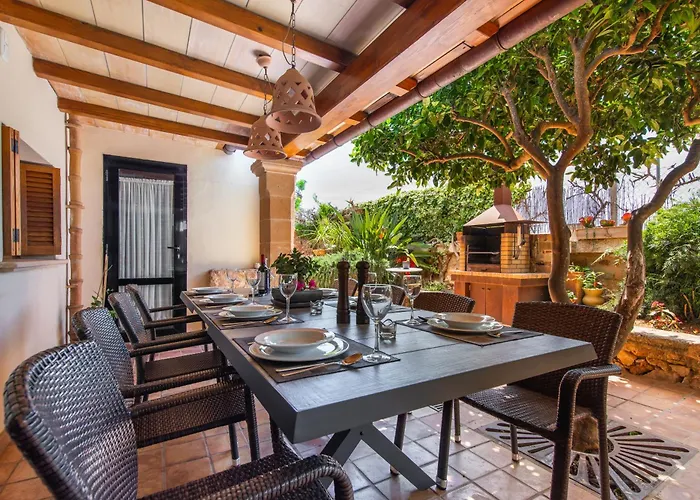 Moliner Premium By Mainvillas Your A 5-minute Drive From Llenaire Willa