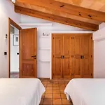 Moliner Premium By Mainvillas Your A 5-minute Drive From Llenaire Villa