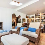Moliner Premium By Mainvillas Your A 5-minute Drive From Llenaire *