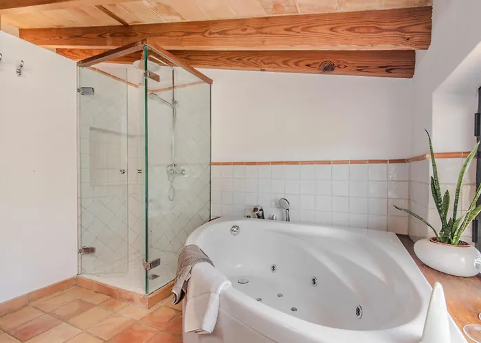 Moliner Premium By Mainvillas Your A 5-minute Drive From Llenaire Villa *