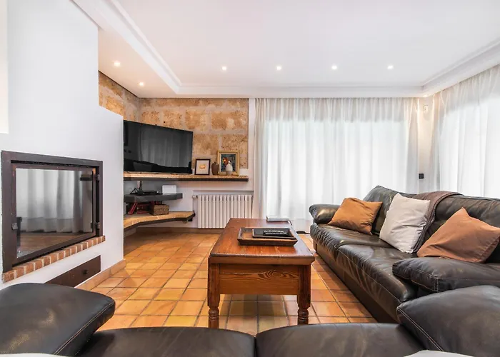 Moliner Premium By Mainvillas Your A 5-minute Drive From Llenaire *